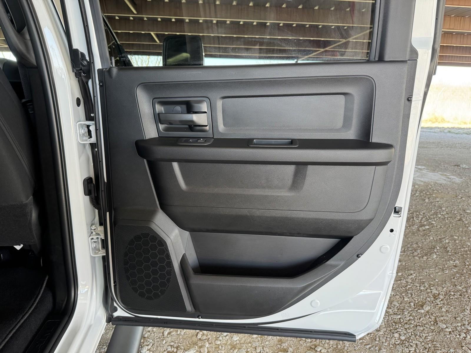 2026 RAM Ram 3500 RAM 3500 TRADESMAN CREW CAB 4X4 8' BOX