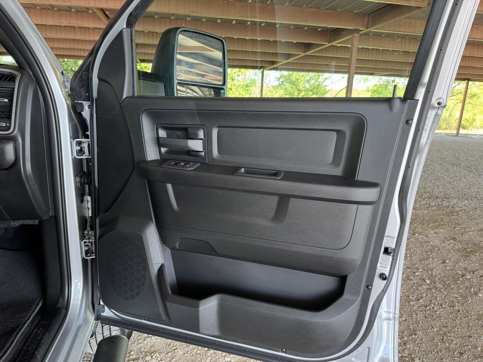 2026 RAM Ram 3500 RAM 3500 TRADESMAN CREW CAB 4X4 8' BOX