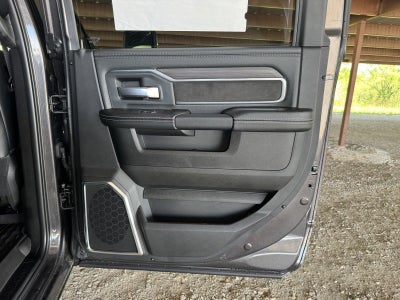 2026 RAM Ram 3500 RAM 3500 LARAMIE CREW CAB 4X4 8' BOX