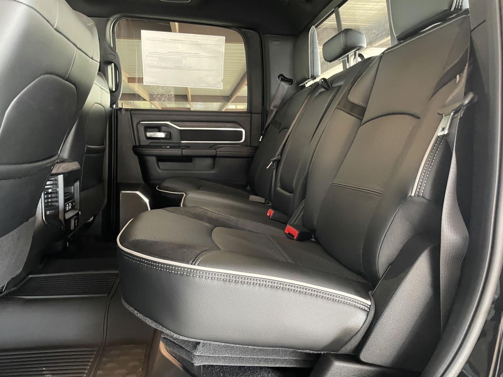 2026 RAM Ram 3500 RAM 3500 LARAMIE CREW CAB 4X4 8' BOX