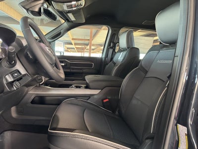 2026 RAM Ram 3500 RAM 3500 LARAMIE CREW CAB 4X4 8' BOX