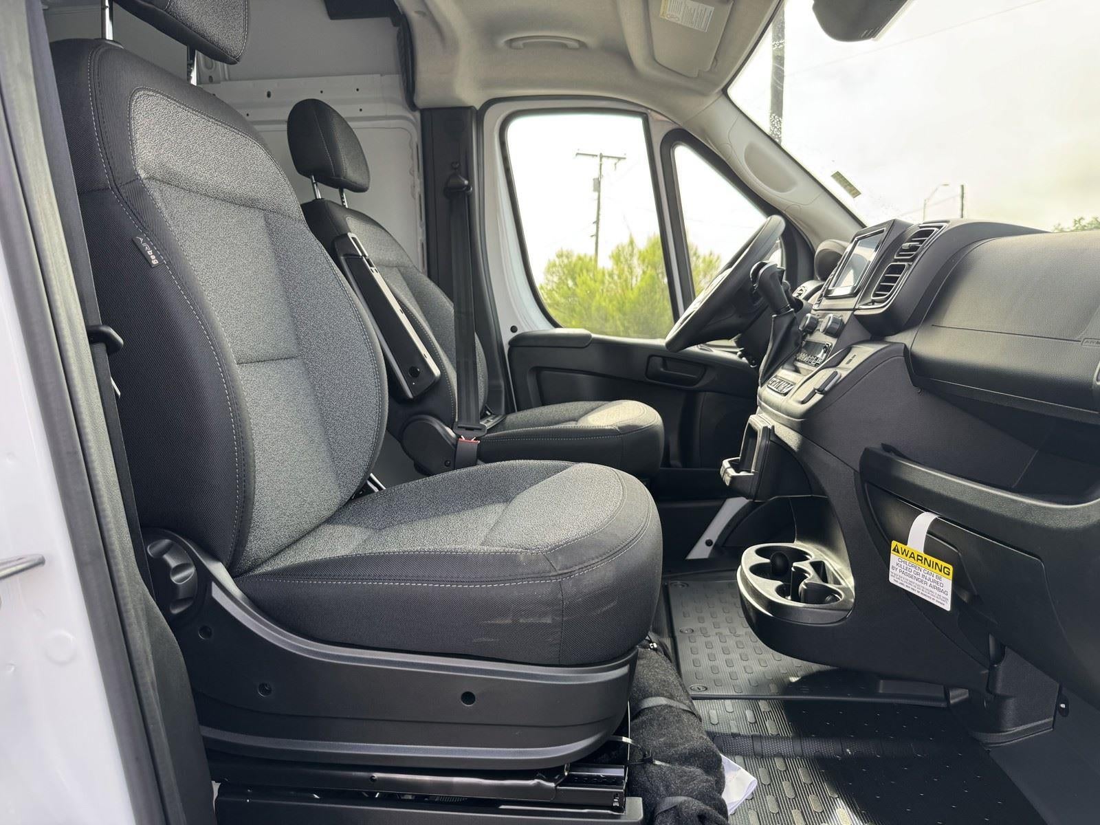 2026 RAM ProMaster Cargo Van Tradesman