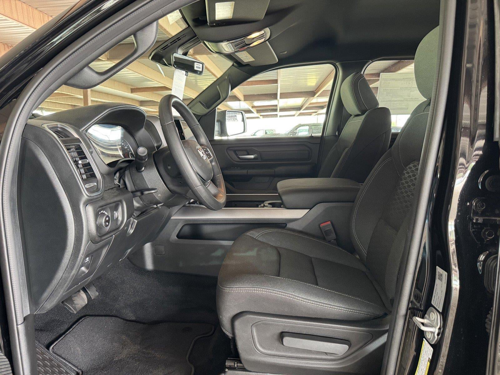 2026 RAM Ram 1500 RAM 1500 EXPRESS CREW CAB 4X4 5'7' BOX