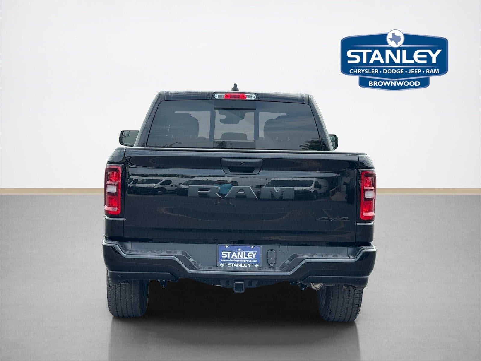 2026 RAM Ram 1500 RAM 1500 EXPRESS CREW CAB 4X4 5'7' BOX