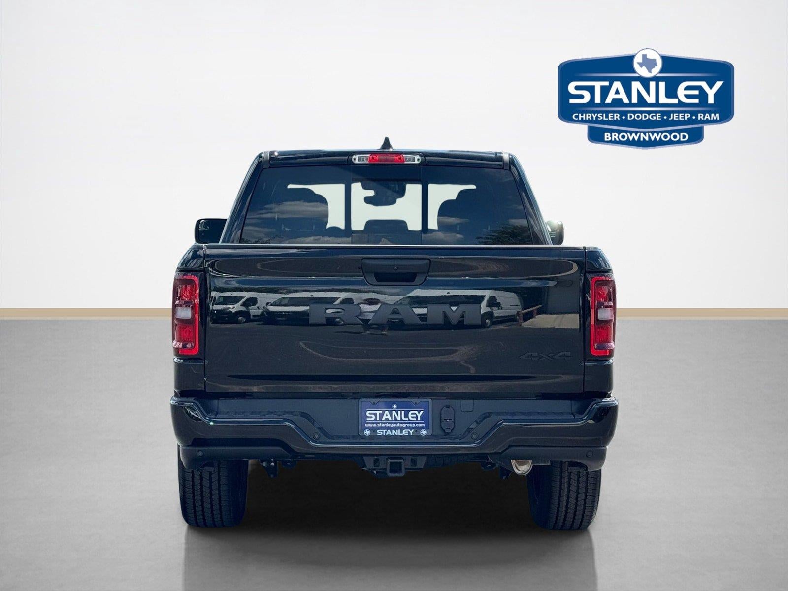 2026 RAM Ram 1500 RAM 1500 EXPRESS CREW CAB 4X4 5'7' BOX