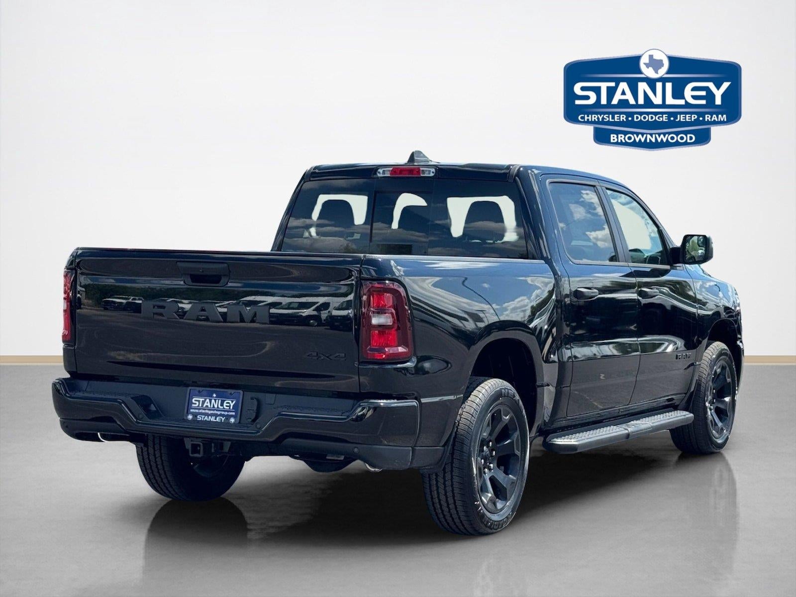 2026 RAM Ram 1500 RAM 1500 EXPRESS CREW CAB 4X4 5'7' BOX