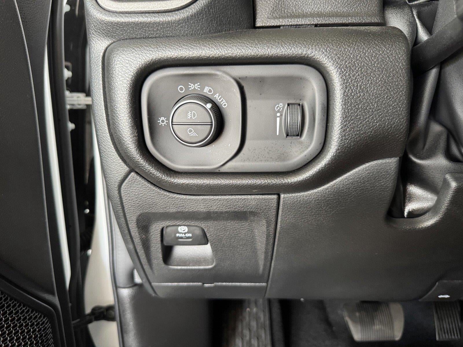 2027 RAM 1500 Express