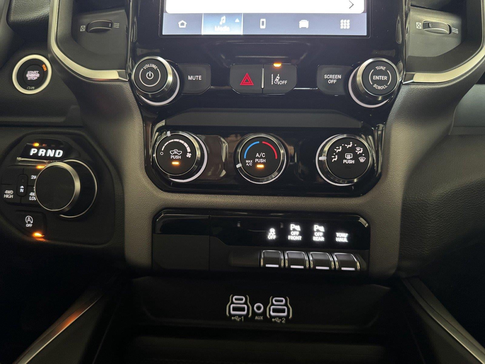 2026 RAM Ram 1500 RAM 1500 EXPRESS CREW CAB 4X4 5'7' BOX