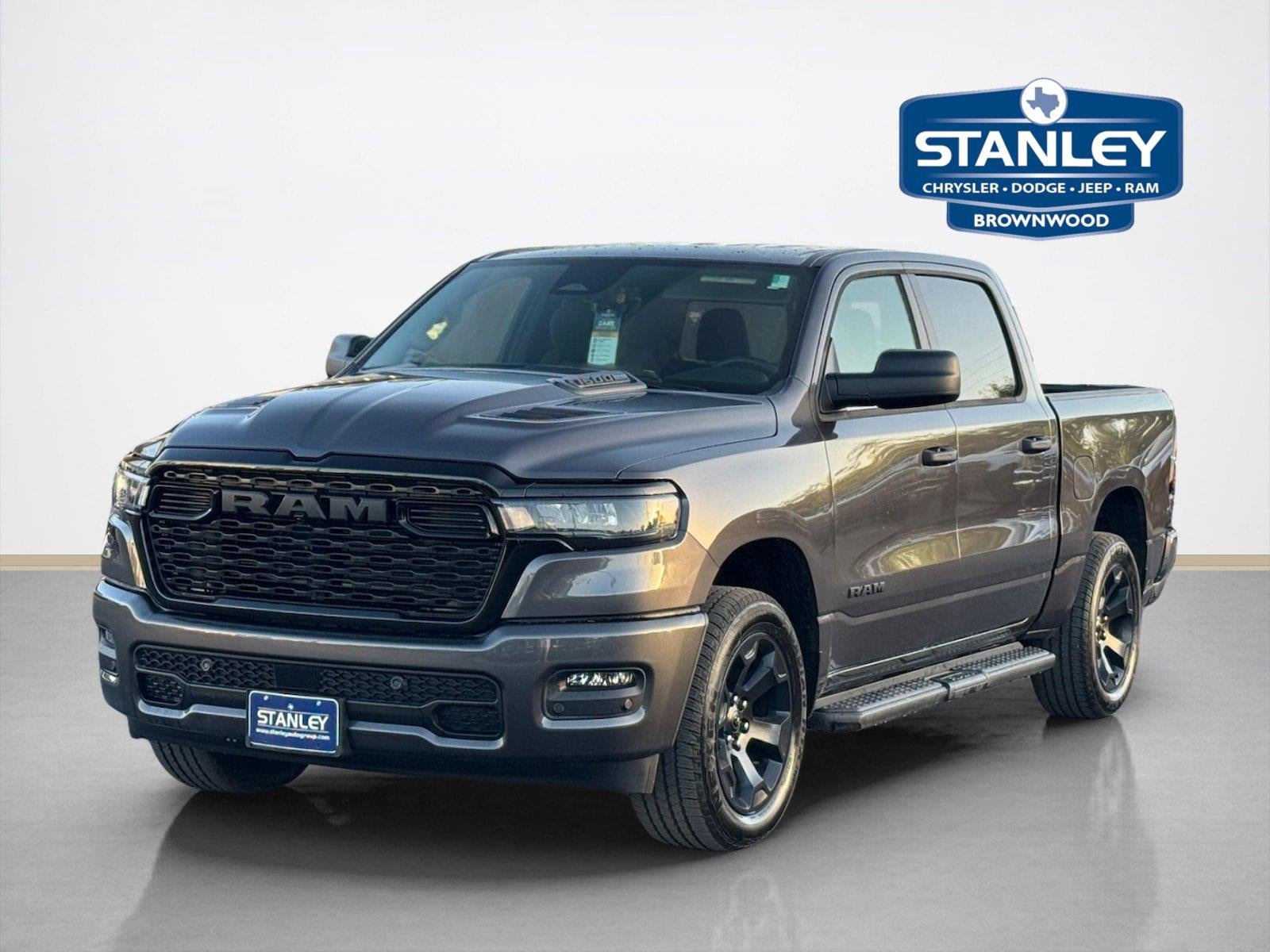 2026 RAM Ram 1500 RAM 1500 EXPRESS CREW CAB 4X4 5'7' BOX