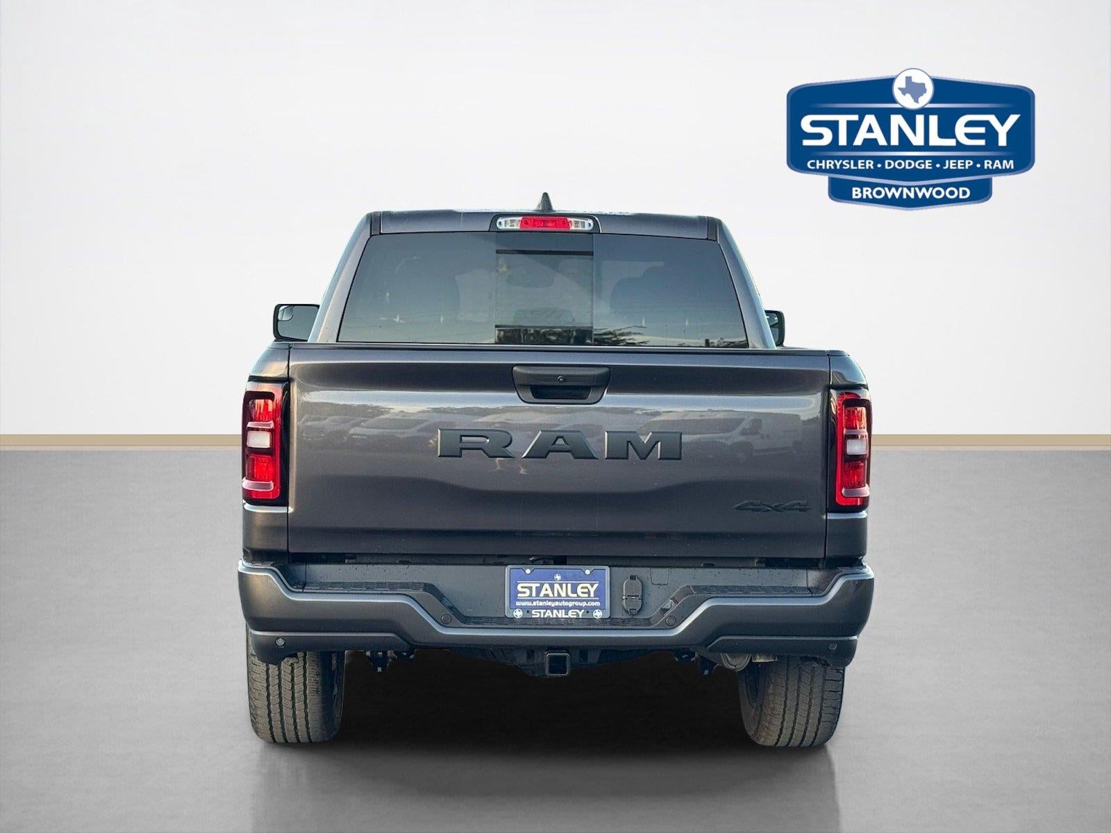 2026 RAM Ram 1500 RAM 1500 EXPRESS CREW CAB 4X4 5'7' BOX
