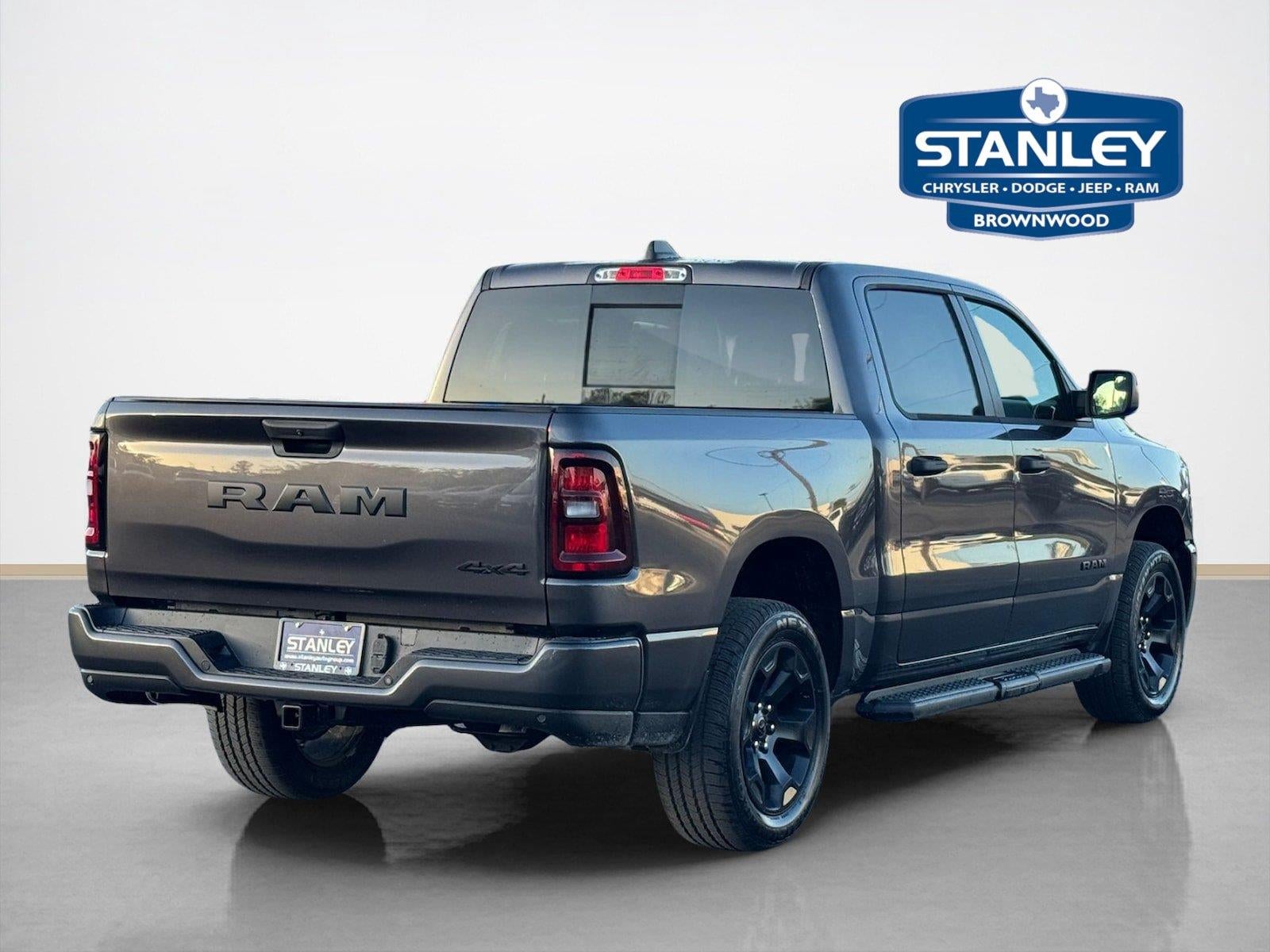 2026 RAM Ram 1500 RAM 1500 EXPRESS CREW CAB 4X4 5'7' BOX