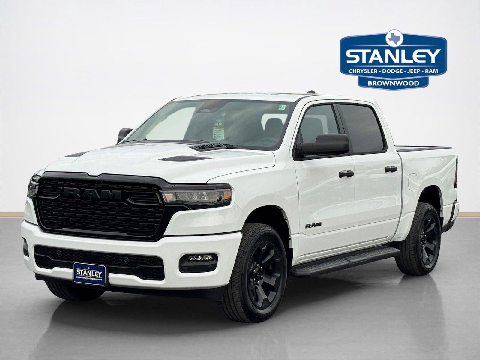 2026 RAM Ram 1500 RAM 1500 EXPRESS CREW CAB 4X4 5'7' BOX