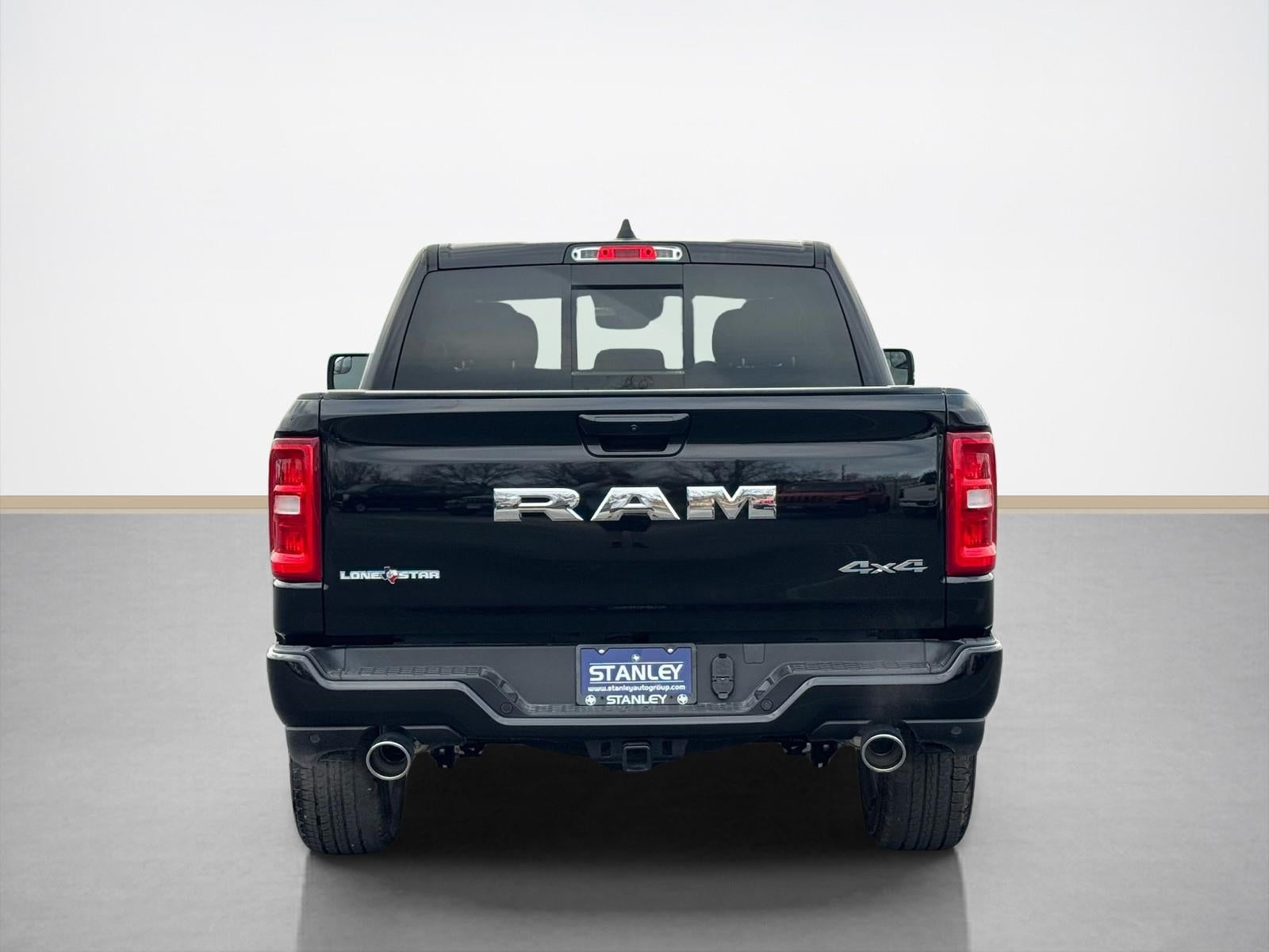 2026 RAM Ram 1500 RAM 1500 LONE STAR CREW CAB 4X4 5'7' BOX