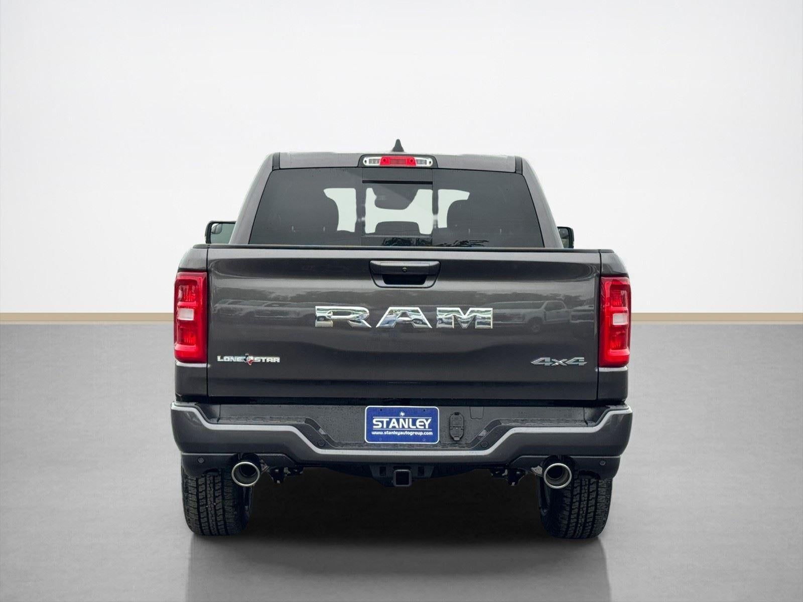 2026 RAM Ram 1500 RAM 1500 LONE STAR CREW CAB 4X4 5'7' BOX
