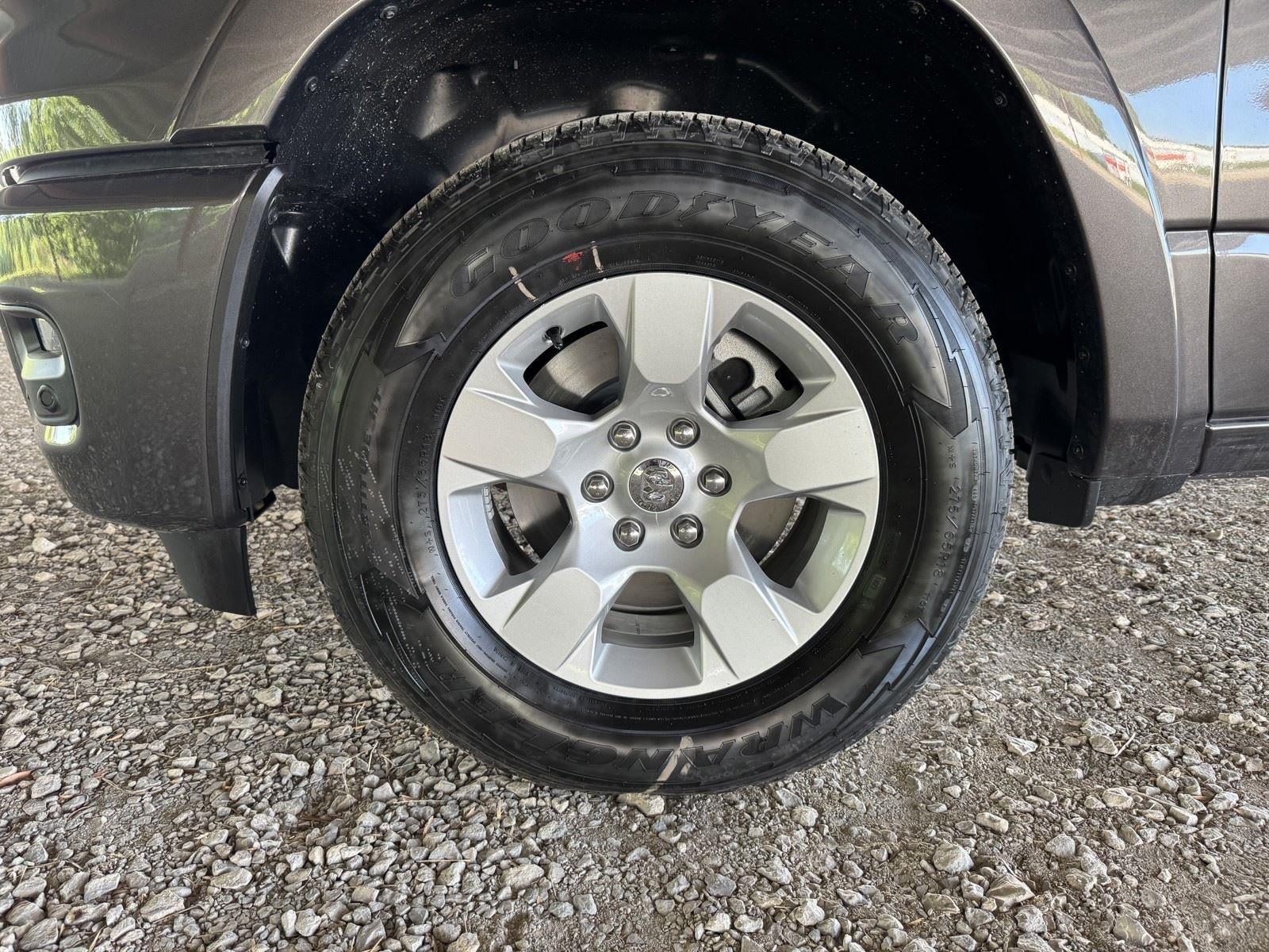 2026 RAM Ram 1500 RAM 1500 LONE STAR CREW CAB 4X4 5'7' BOX