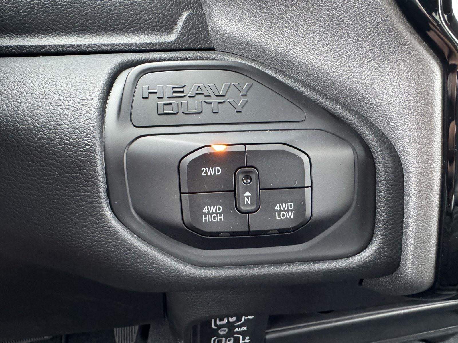 2026 RAM Ram 2500 RAM 2500 TRADESMAN CREW CAB 4X4 6'4' BOX