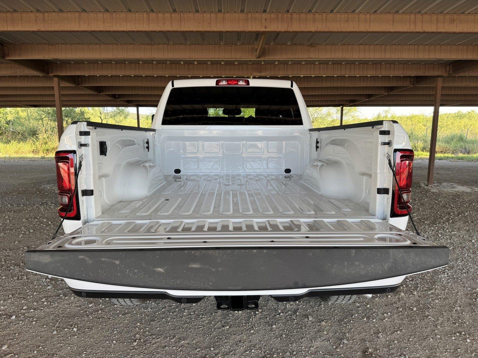 2027 RAM 2500 Black Express