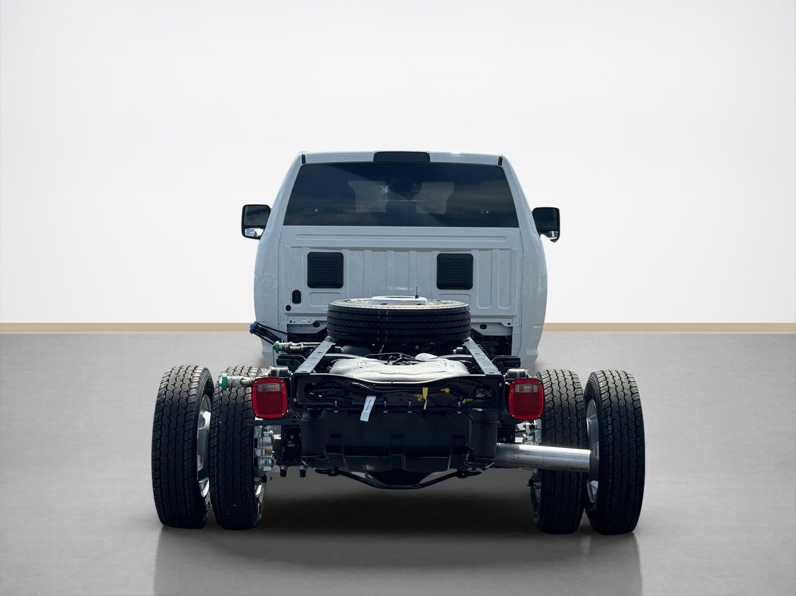 2026 RAM Ram 4500 Chassis Cab RAM 4500 TRADESMAN CHASSIS CREW CAB 4X4 84' CA