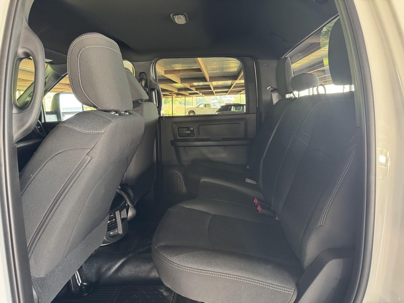 2026 RAM Ram 5500 Chassis Cab RAM 5500 TRADESMAN CHASSIS CREW CAB 4X4 84' CA
