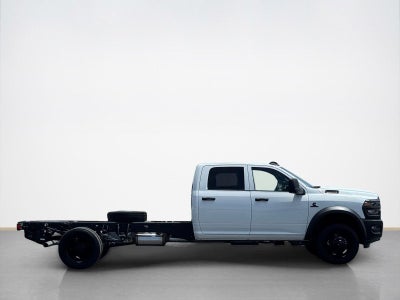 2026 RAM Ram 5500 Chassis Cab RAM 5500 TRADESMAN CHASSIS CREW CAB 4X4 84' CA