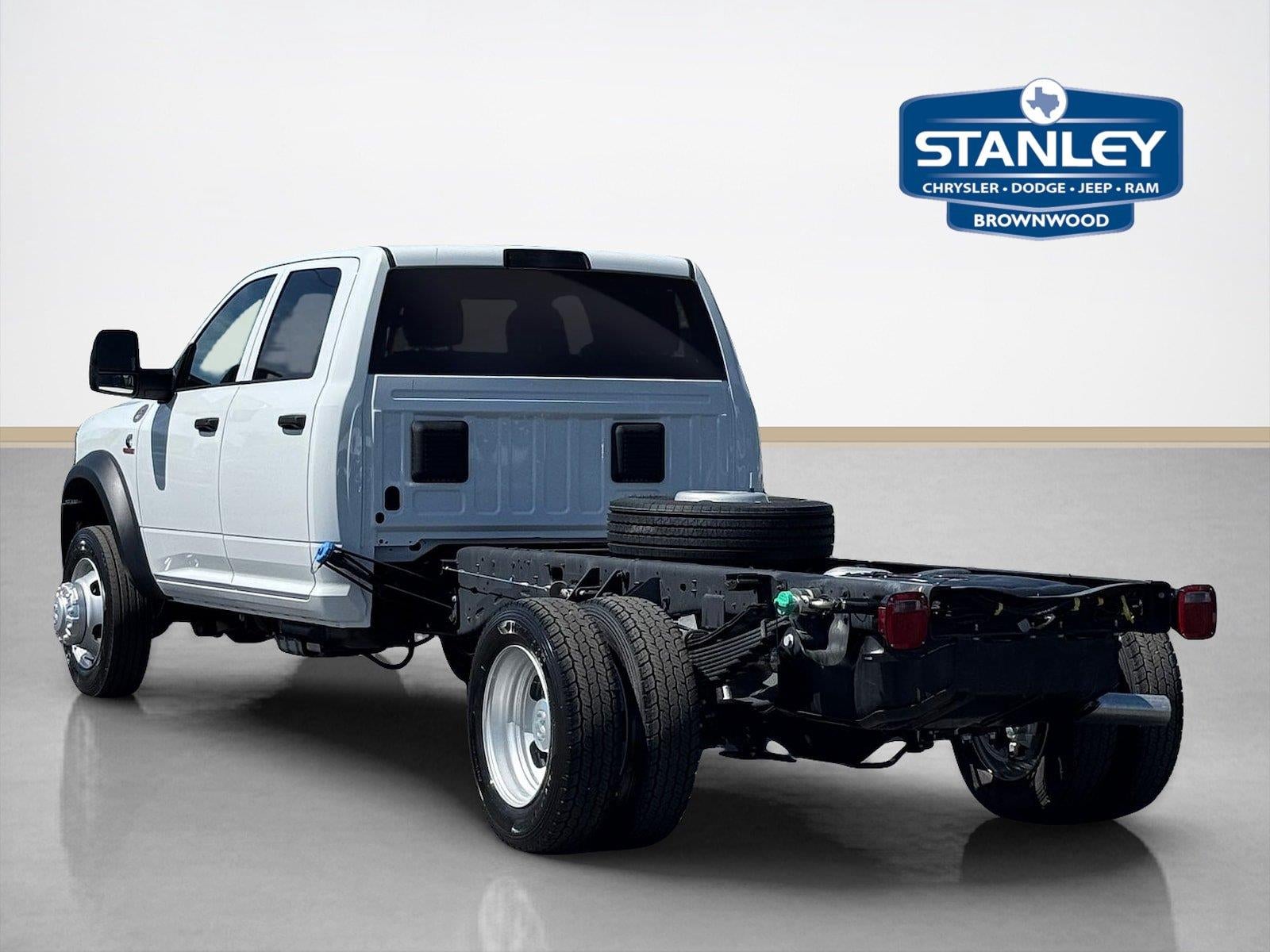 2026 RAM Ram 5500 Chassis Cab RAM 5500 TRADESMAN CHASSIS CREW CAB 4X4 84' CA
