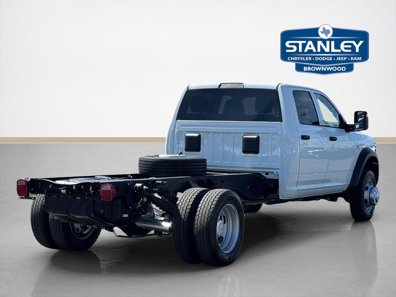 2026 RAM Ram 5500 Chassis Cab RAM 5500 TRADESMAN CHASSIS CREW CAB 4X4 84' CA