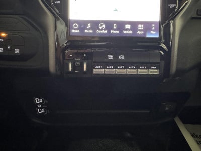 2026 RAM Ram 3500 Chassis Cab RAM 3500 BIG HORN CREW CAB CHASSIS 4X4 60' CA