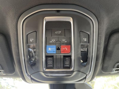 2027 Jeep Grand Cherokee Laredo X