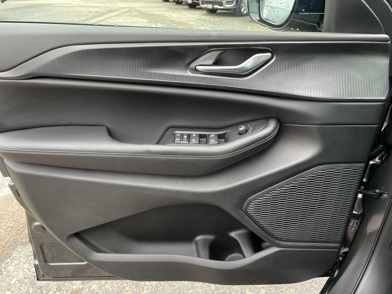 2025 Jeep Grand Cherokee GRAND CHEROKEE ALTITUDE X 4X2