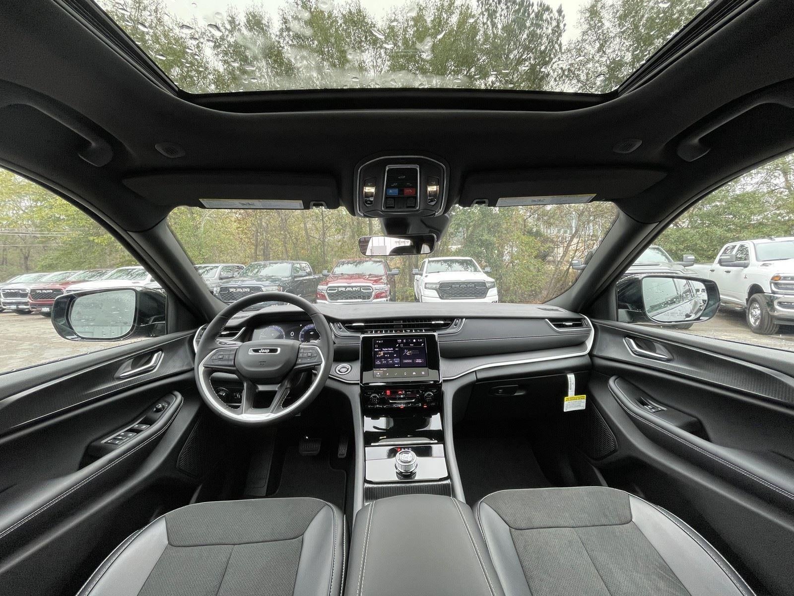 2025 Jeep Grand Cherokee GRAND CHEROKEE ALTITUDE X 4X2