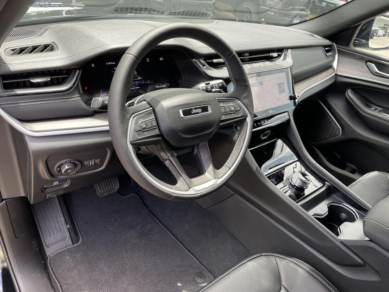 2026 Jeep Grand Cherokee GRAND CHEROKEE LIMITED RESERVE 4X4
