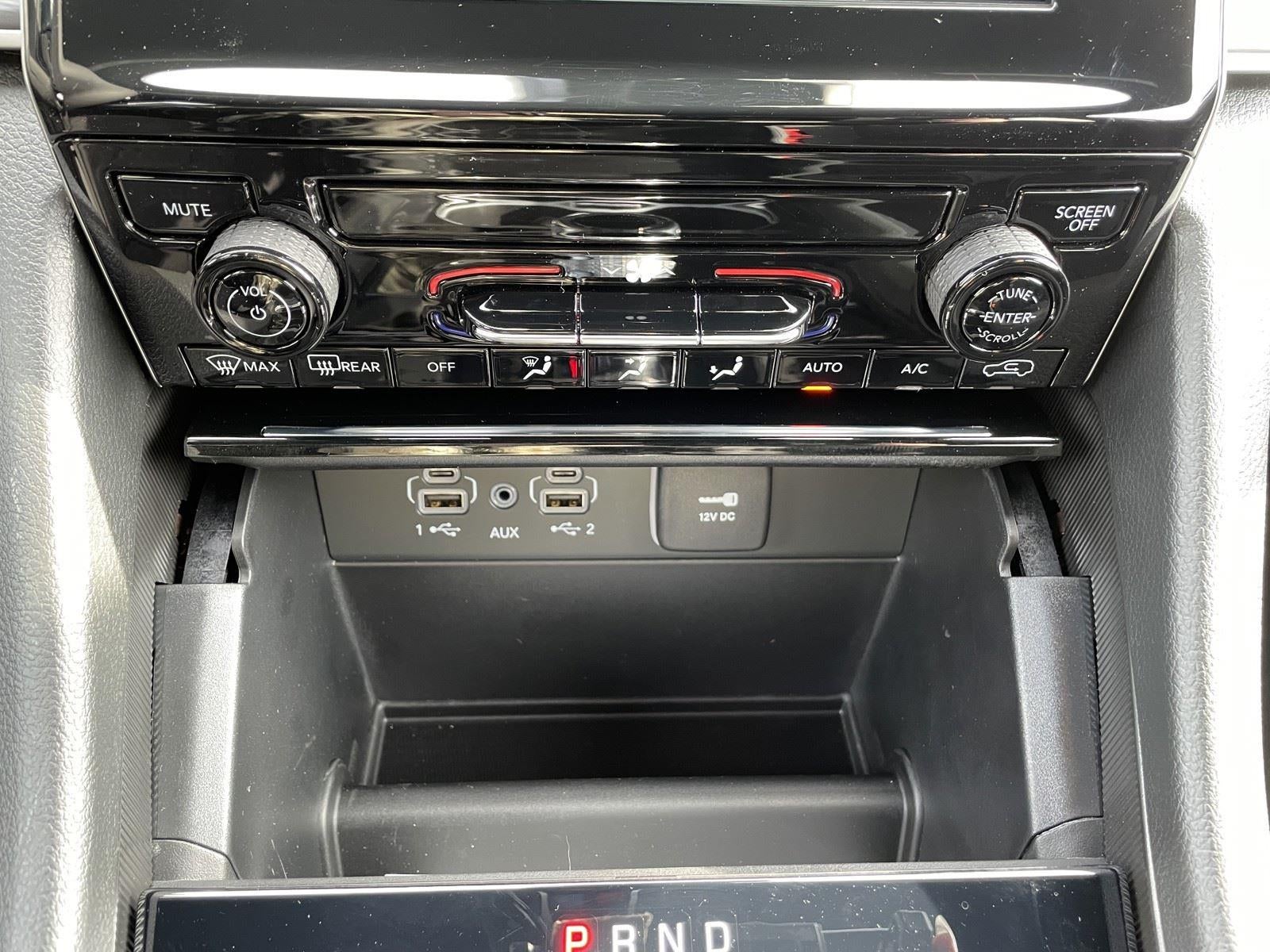 2025 Jeep Grand Cherokee GRAND CHEROKEE L LAREDO X 4X2