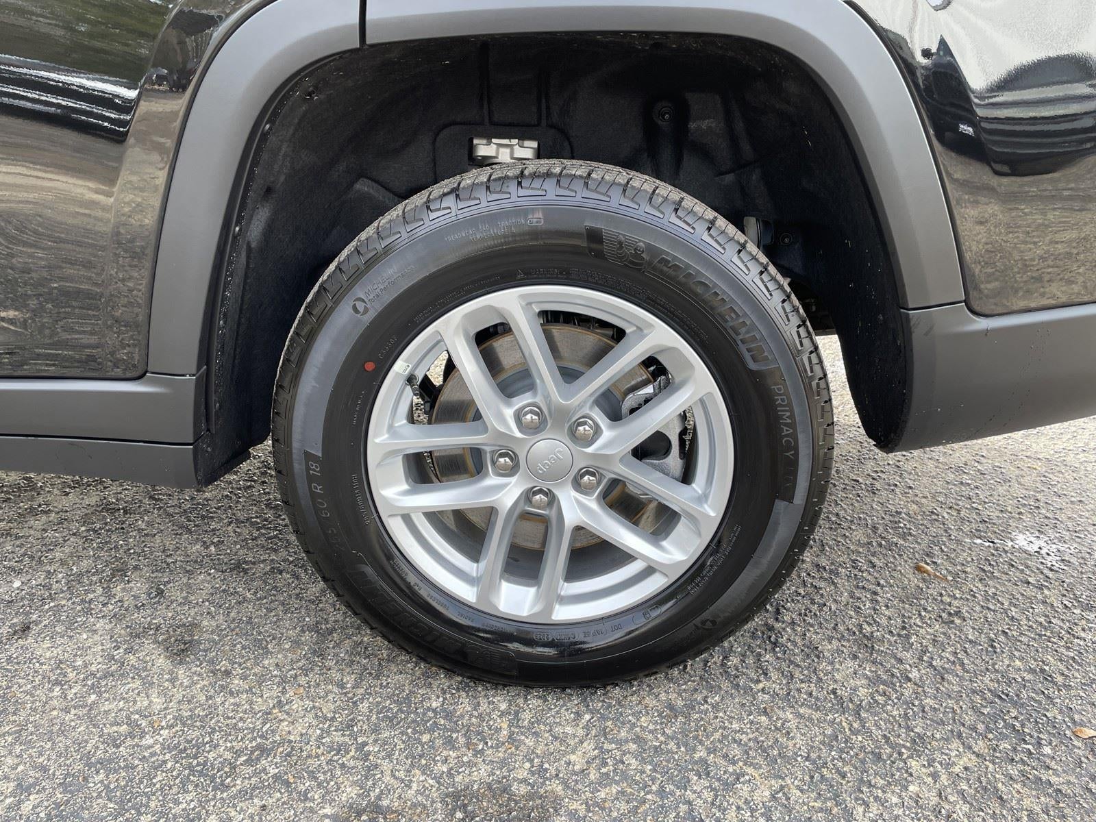 2025 Jeep Grand Cherokee GRAND CHEROKEE L LAREDO X 4X2