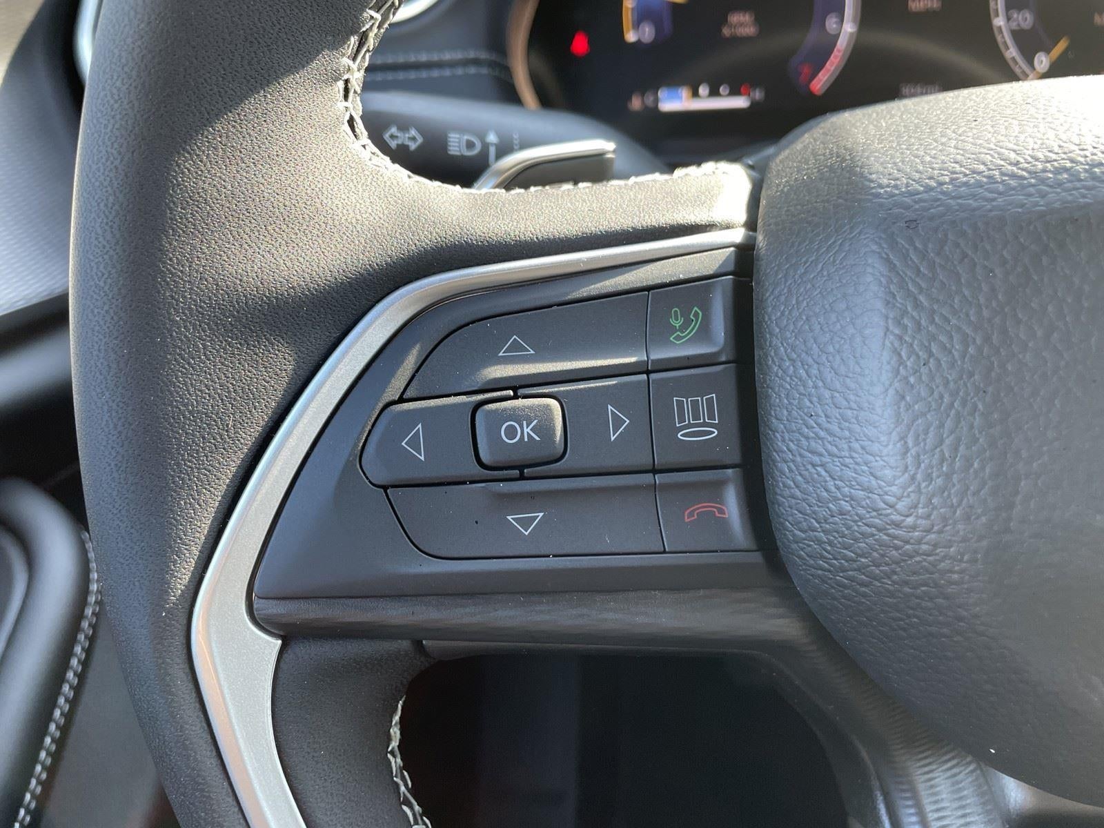 2025 Jeep Grand Cherokee GRAND CHEROKEE L ALTITUDE X 4X2