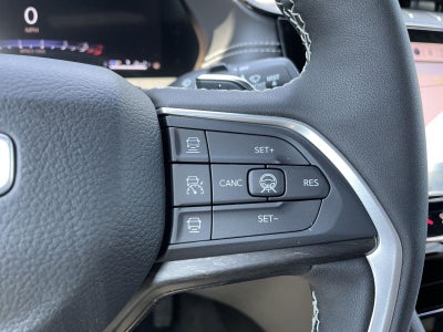 2026 Jeep Grand Cherokee GRAND CHEROKEE L LAREDO ALTITUDE 4X4