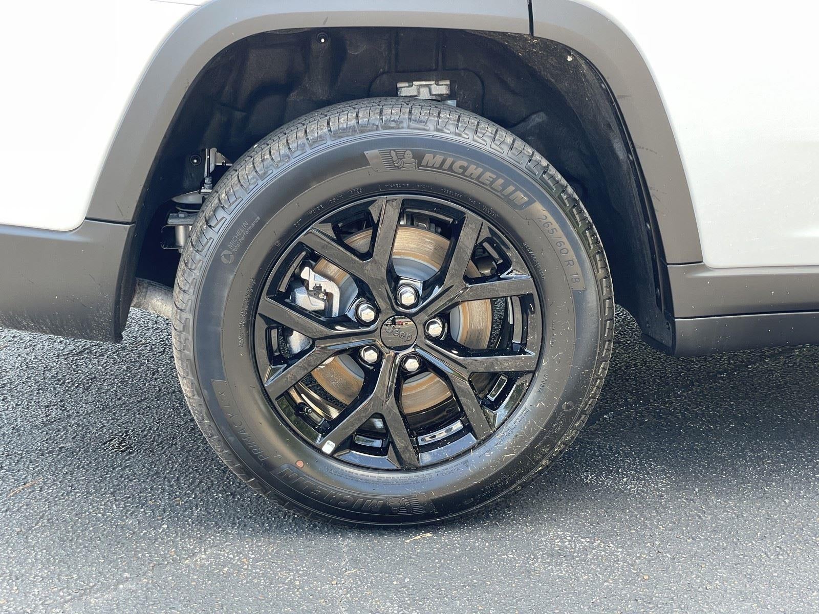2026 Jeep Grand Cherokee GRAND CHEROKEE L LAREDO ALTITUDE 4X4