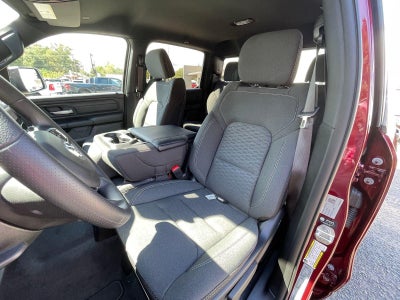 2025 RAM Ram 1500 RAM 1500 TRADESMAN CREW CAB 4X2 5'7' BOX