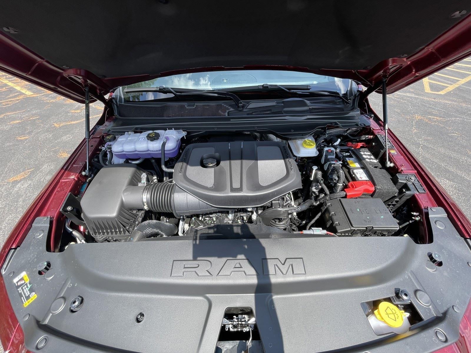 2026 RAM Ram 1500 RAM 1500 LONE STAR CREW CAB 4X4 5'7' BOX