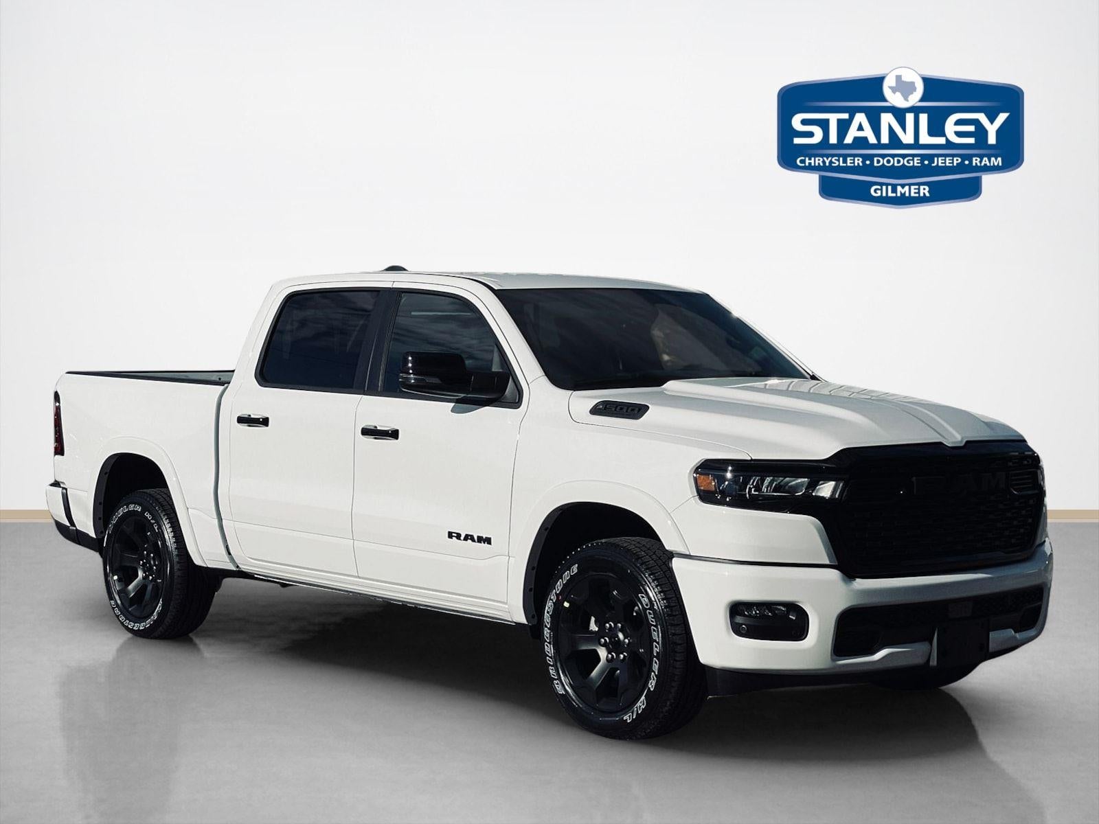 2026 RAM Ram 1500 RAM 1500 LONE STAR CREW CAB 4X4 5'7' BOX