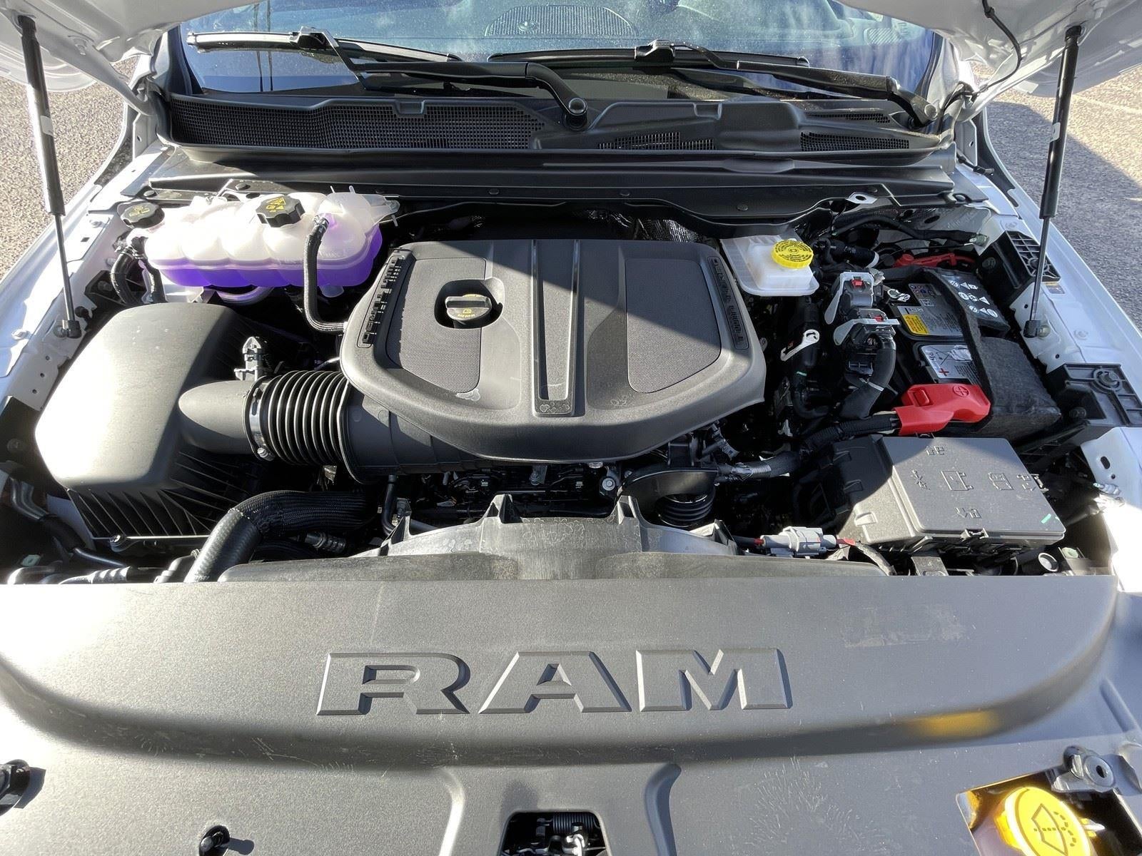 2026 RAM Ram 1500 RAM 1500 LONE STAR CREW CAB 4X4 5'7' BOX