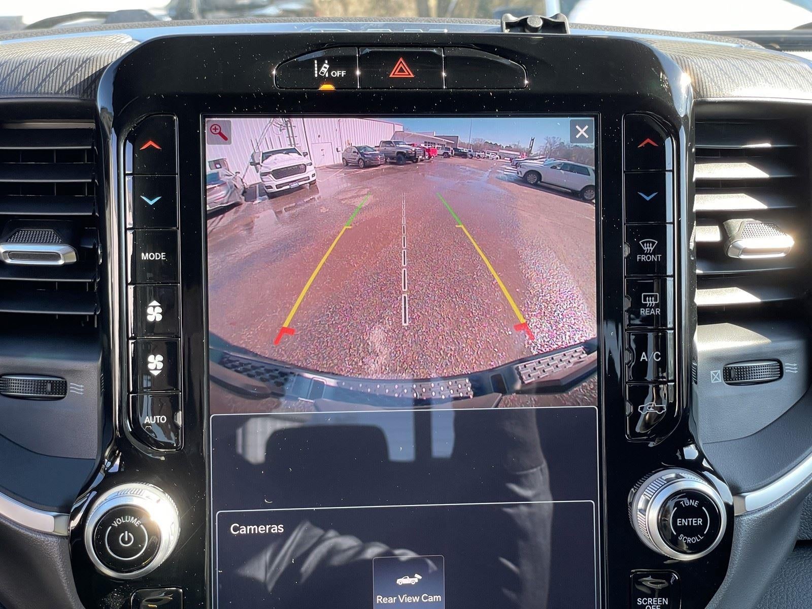 2026 RAM Ram 1500 RAM 1500 LONE STAR CREW CAB 4X4 5'7' BOX