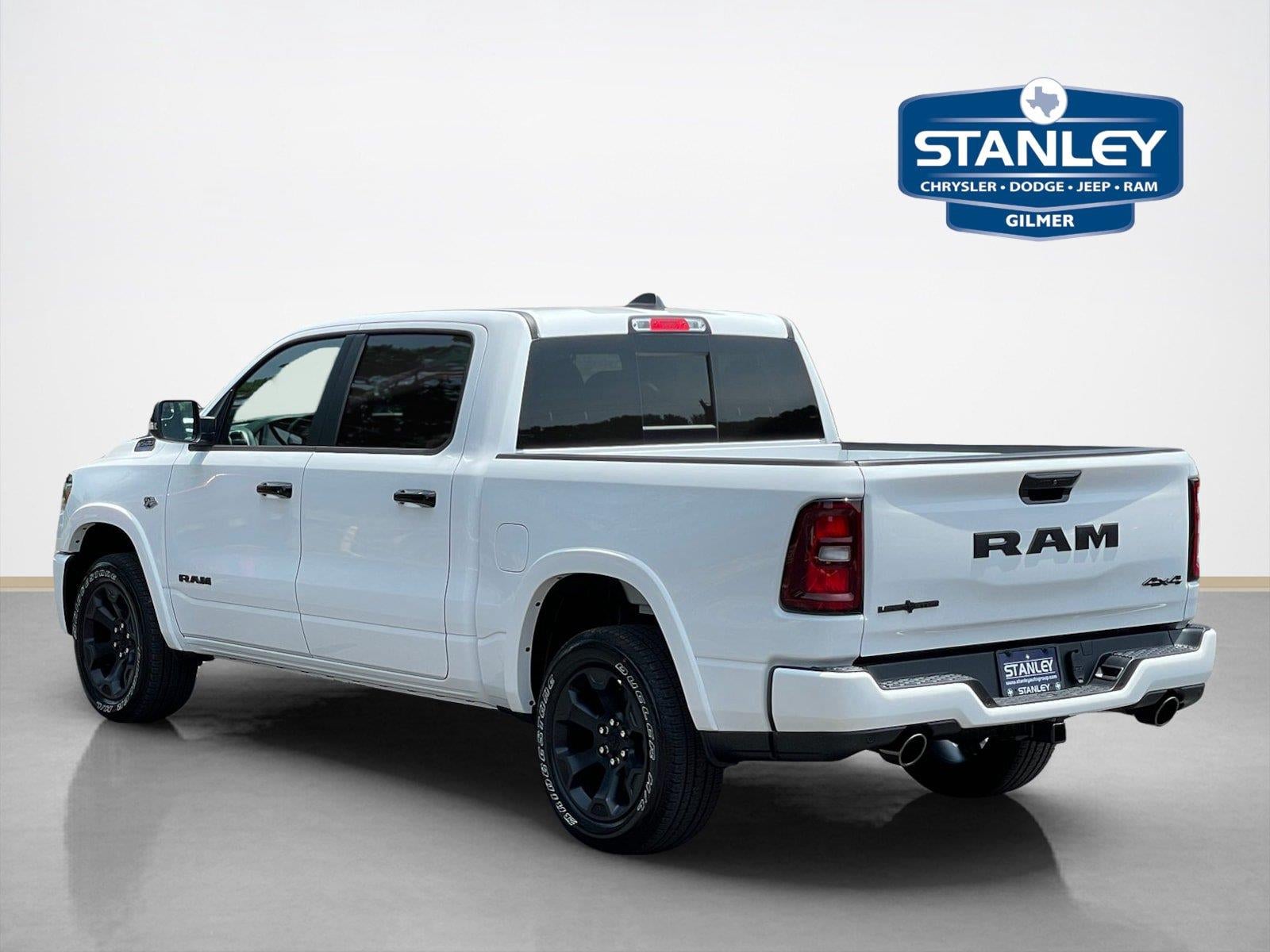 2026 RAM Ram 1500 RAM 1500 LONE STAR CREW CAB 4X4 5'7' BOX