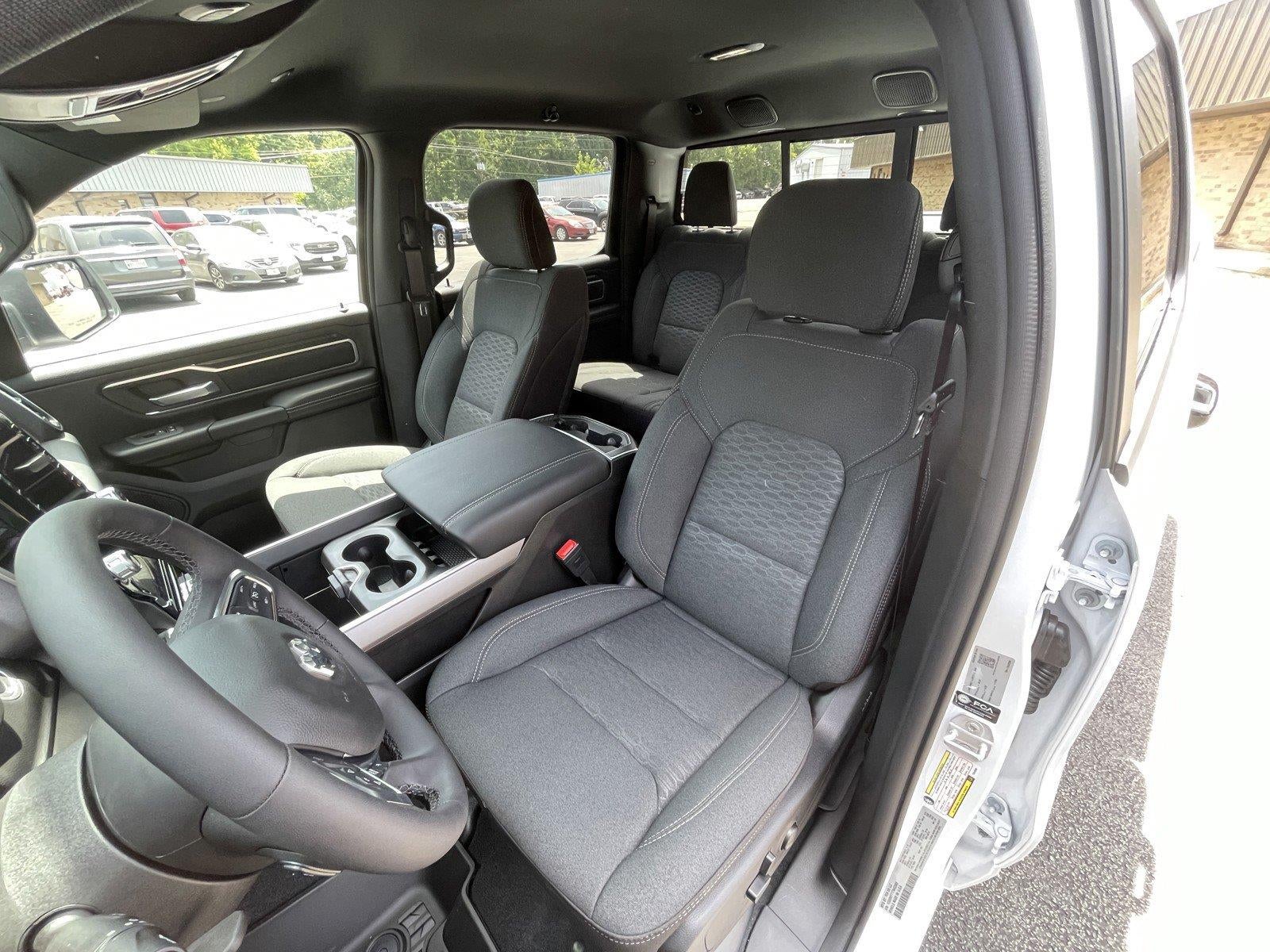 2026 RAM Ram 1500 RAM 1500 LONE STAR CREW CAB 4X4 5'7' BOX