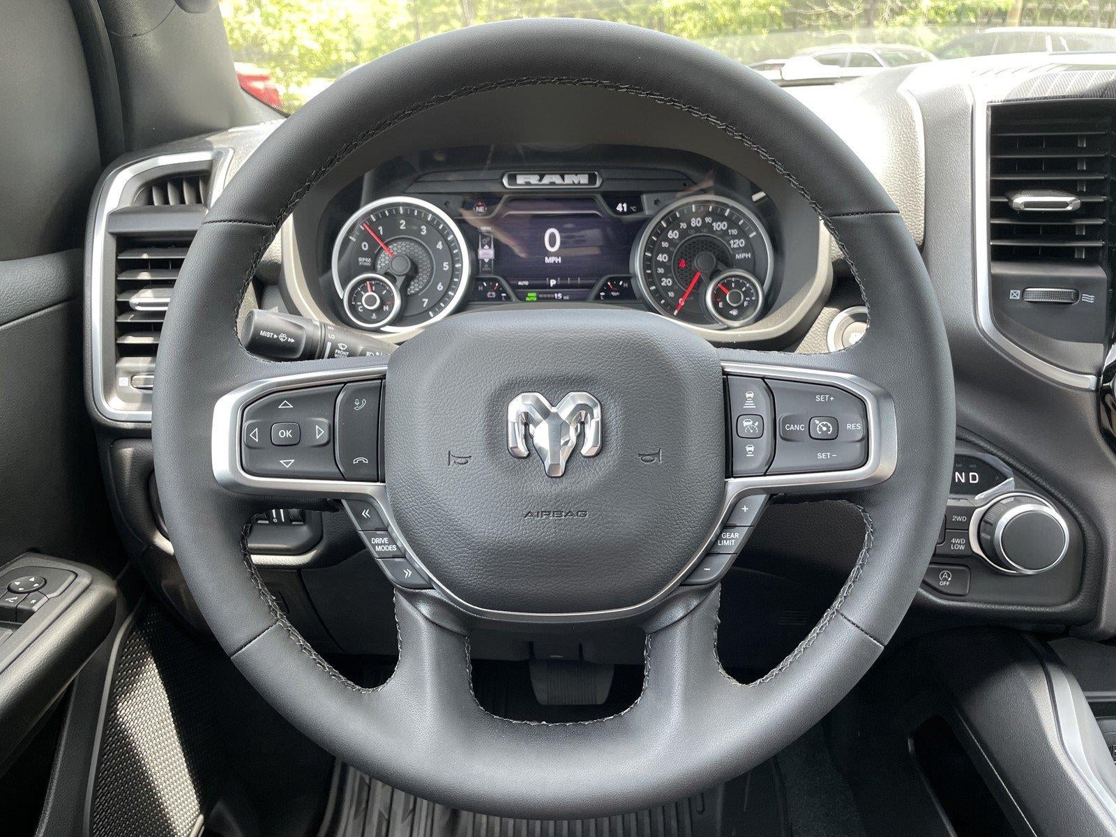 2026 RAM Ram 1500 RAM 1500 LONE STAR CREW CAB 4X4 5'7' BOX