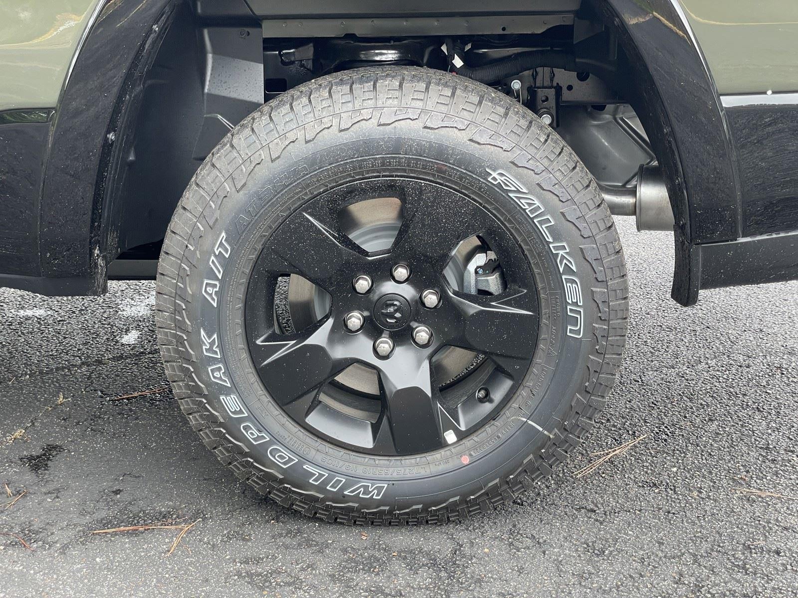 2026 RAM Ram 1500 RAM 1500 LONE STAR CREW CAB 4X4 5'7' BOX