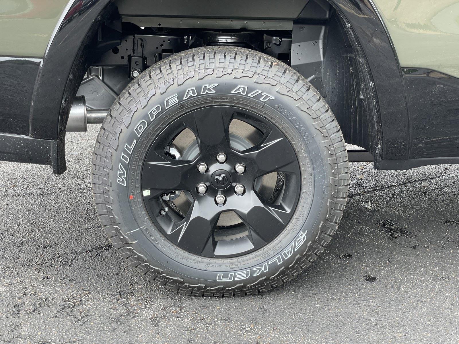 2026 RAM Ram 1500 RAM 1500 LONE STAR CREW CAB 4X4 5'7' BOX