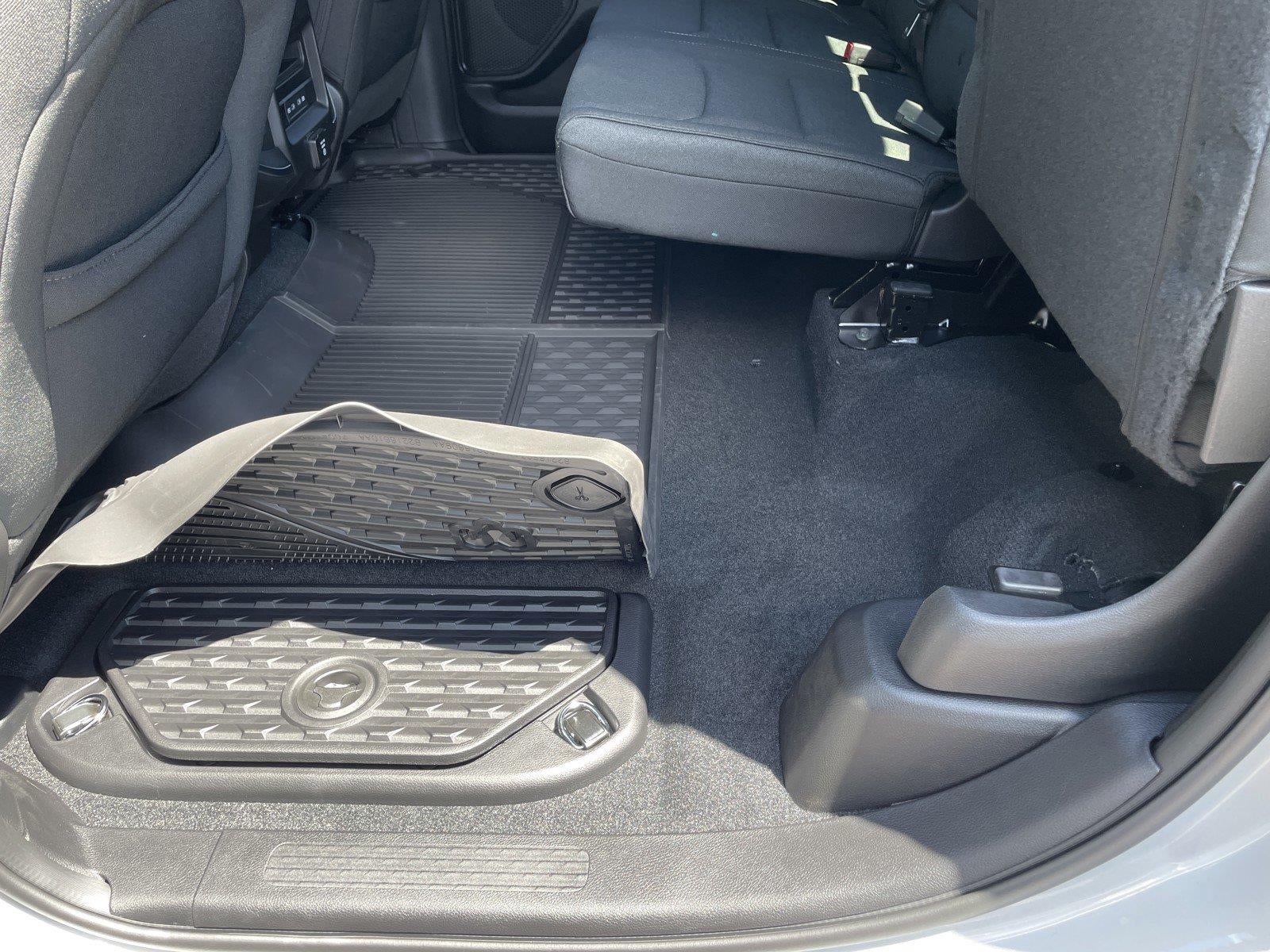 2026 RAM 1500 RAM 1500 LONE STAR CREW CAB 4X4 5'7' BOX