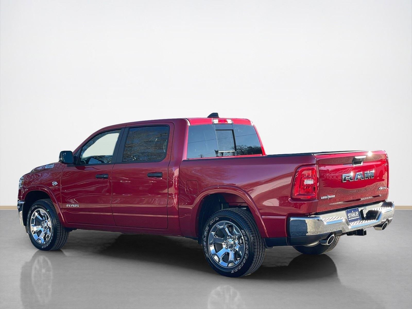 2026 RAM Ram 1500 RAM 1500 LONE STAR CREW CAB 4X4 5'7' BOX