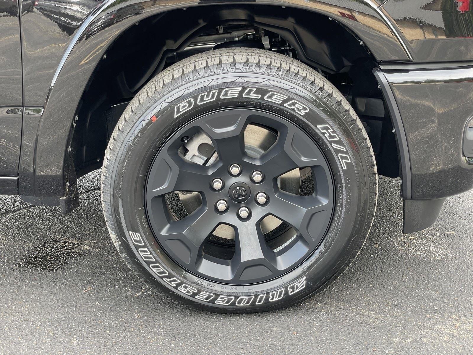 2026 RAM Ram 1500 RAM 1500 LONE STAR CREW CAB 4X4 5'7' BOX