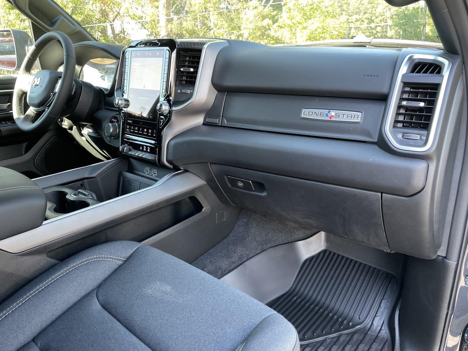 2026 RAM Ram 1500 RAM 1500 LONE STAR CREW CAB 4X4 5'7' BOX